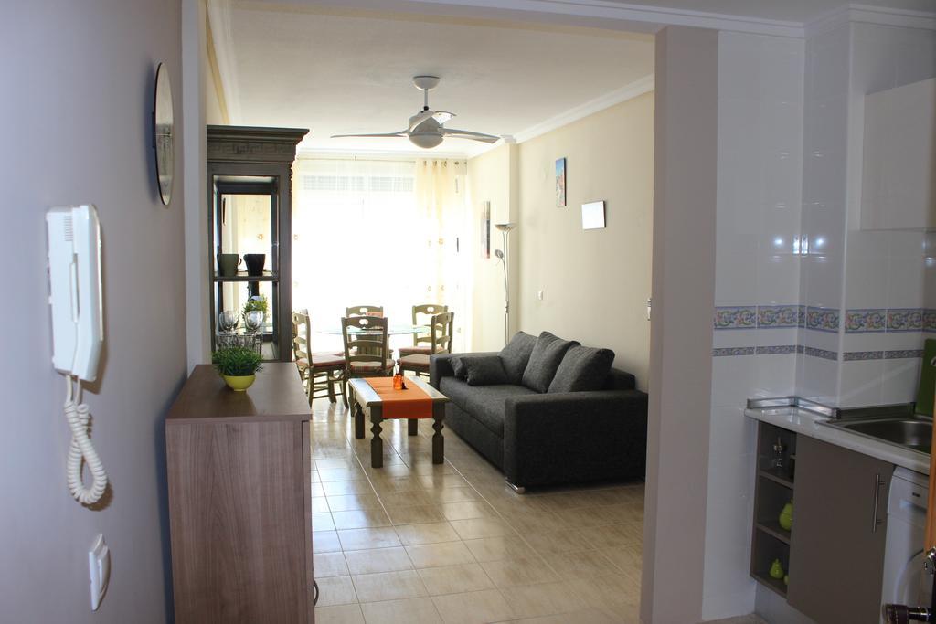 Apartamento Mariposa Διαμέρισμα Τορεβιέχα Δωμάτιο φωτογραφία