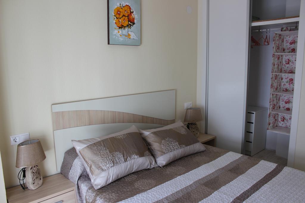 Apartamento Mariposa Διαμέρισμα Τορεβιέχα Δωμάτιο φωτογραφία