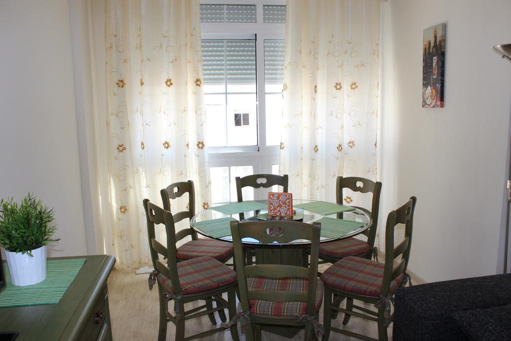 Apartamento Mariposa Διαμέρισμα Τορεβιέχα Δωμάτιο φωτογραφία
