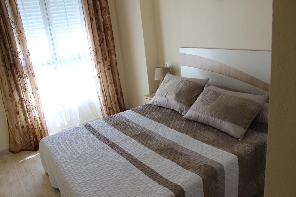 Apartamento Mariposa Διαμέρισμα Τορεβιέχα Δωμάτιο φωτογραφία